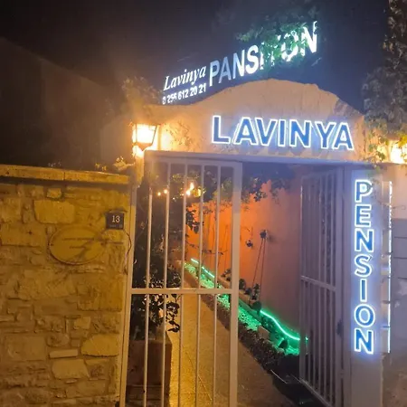 Lavinya Alloggio in famiglia *