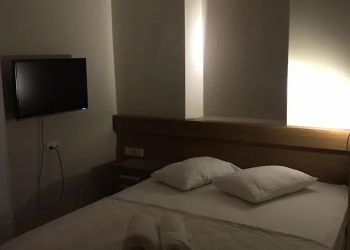 Lavinya * Kusadası