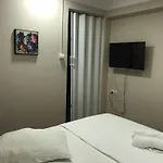 ホームステイ Lavinya